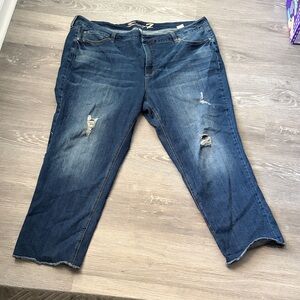 Seven7 Distressed Jeans in Dark Blue, Size 24W, Frayed Hem